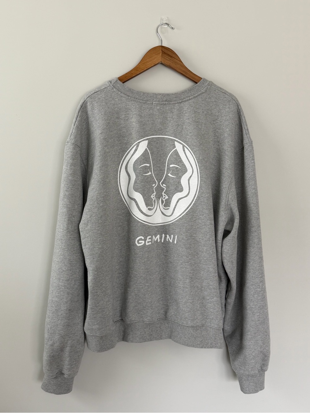 Good American Gemini Zodiac Oversized Sweatshirt Gray Graphic Pullover 3XL - Picture 4 of 14